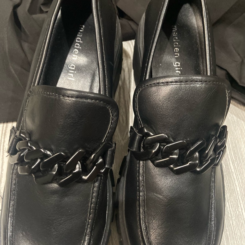 Madden Girl Shoe - Picture 7 of 9